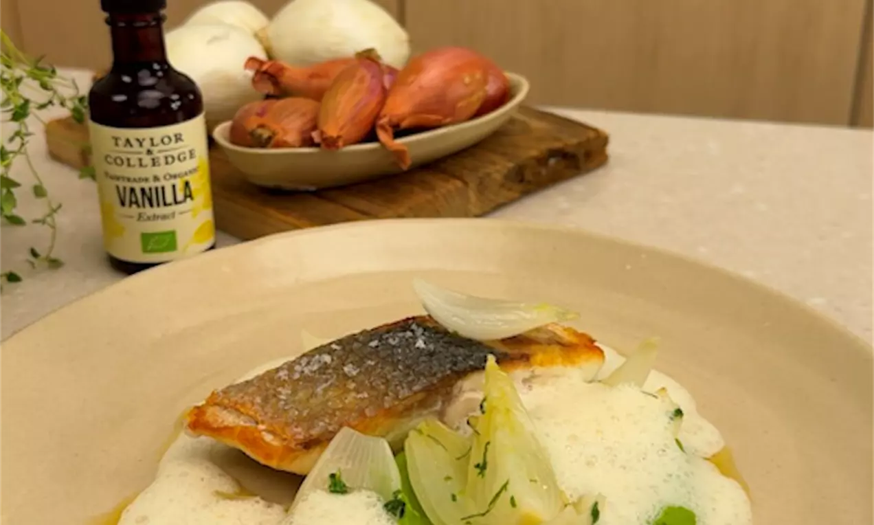 Picture - Seabass with vanilla sauce and White Onions