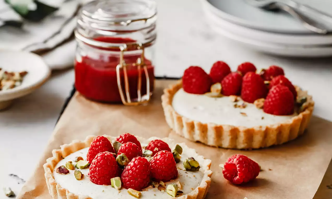 Picture - Vanilla-Tarts with Raspberries and Pistachios - Website Image.jpeg